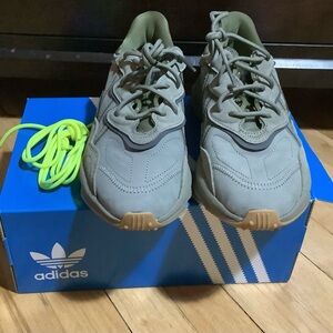 Adidas Ozweego